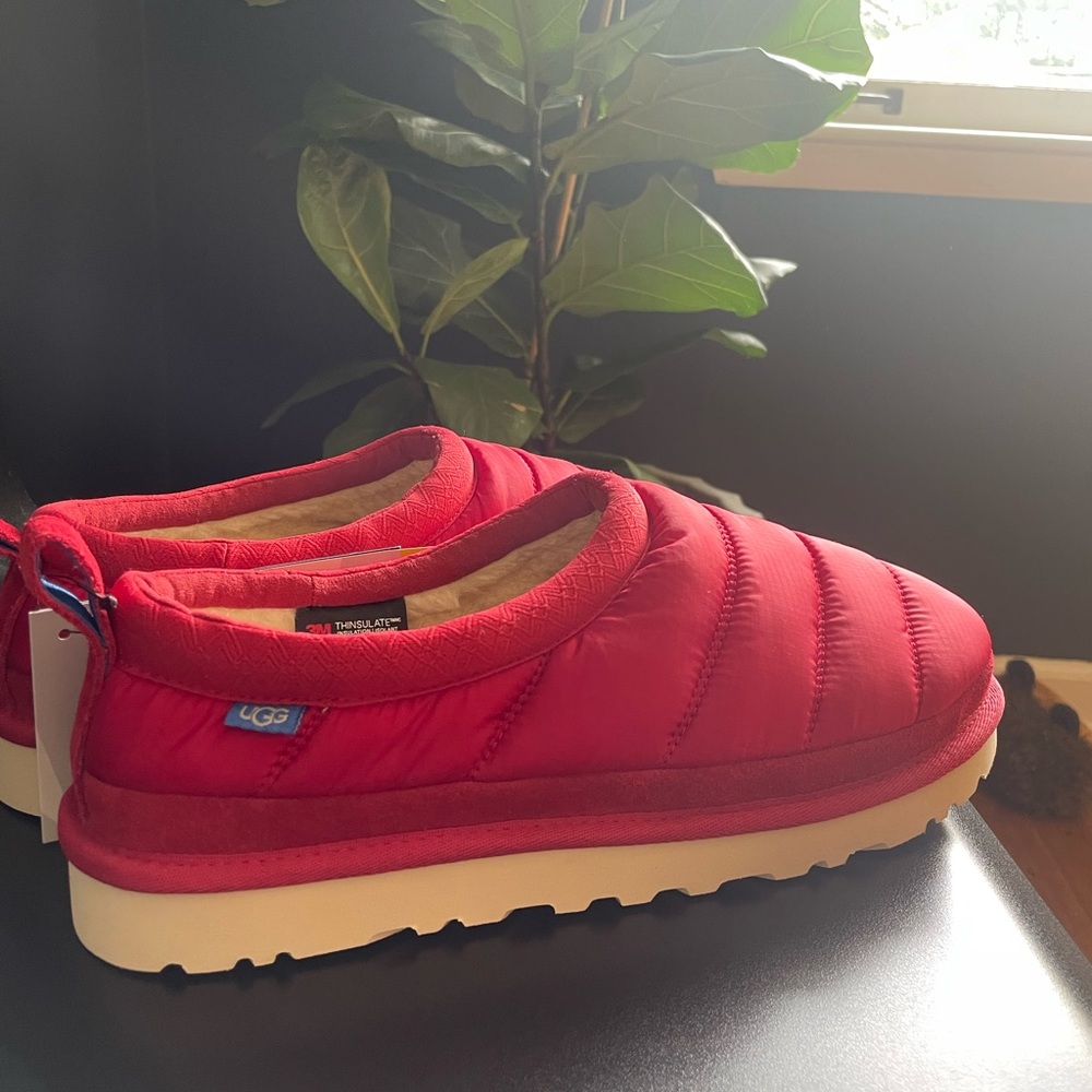 BRAND NEW UGG SLIP ONS